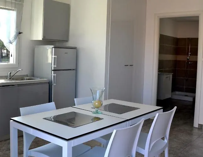 公寓 Next To The Sea 4 Peoples-wifi-tv-air Conditioning-moriani Haute-corse 圣尼科劳